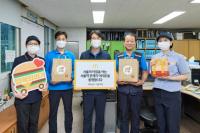 [NSP PHOTO]한국맥도날드, 추석 앞둔 서울역 근무자들에게 행복의 버거 전달