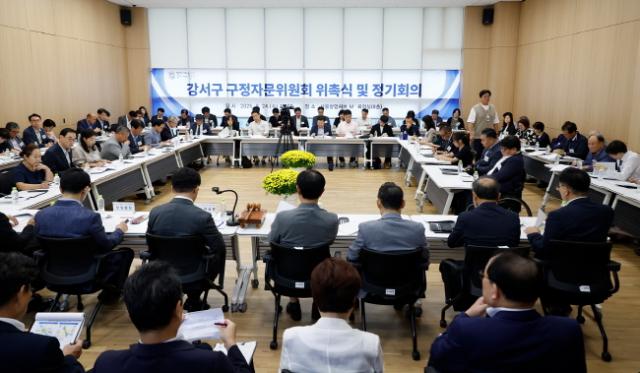 NSP통신-서울 강서구(구청장 진교훈)는 서울창업허브 엠플러스(M+)에서 구정자문위원회 제1차 정기회의를 개최했다.