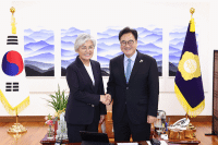 [NSP PHOTO]우원식 국회의장, 강경화 주미대사 내정자 접견