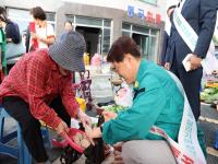 [NSP PHOTO]청도군, 추석 맞이 전통시장 장보기 캠페인 열어