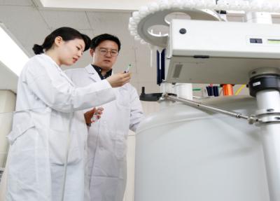 [NSP PHOTO]공장은 숨 고르기, 연구소는 풀가동…금호석유화학의 이중 풍경