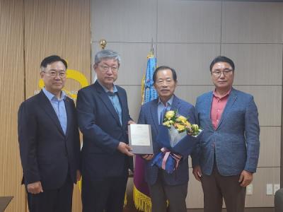 [NSP NEWS Image]중소기업중앙회 대구지역본부 류한국 대구 서구청장에 감사패 전달