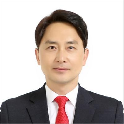 [NSP PHOTO][2026년 지선 인터뷰]김병욱(포항시장 출마예정자)미래로 가는 길, 젊고 힘있는 포항시장이 답