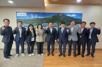 [NSP PHOTO]구미시, 간부공무원 30여 명 도청 방문...김학홍·양금희 부지사 등과 면담
