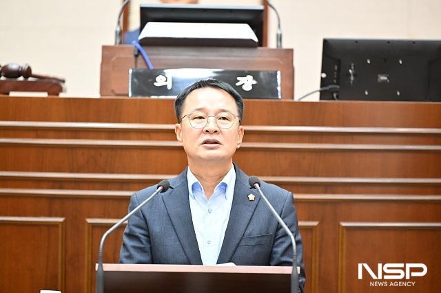 NSP통신-김재천 완주군의회 부의장이 24일 열린 제296회 완주군의회 임시회 제2차 본회의에서 5분 자유발언을 하고 있다. (사진 = 완주군의회)
