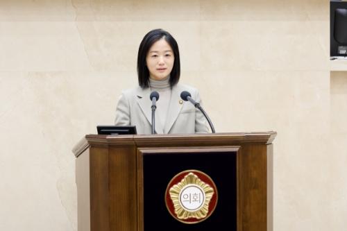 NSP통신-5분 자유발언하는 기주옥 용인시의원. (사진 = 용인특례시의회)