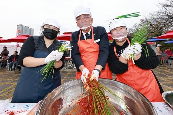 NSP통신-올해는 예천쪽파페스타와 예천 사과의 품질과 맛을 겨루는 예천사과월드컵이 핵심 프로그램으로 진행된다. (사진 = 예천군)