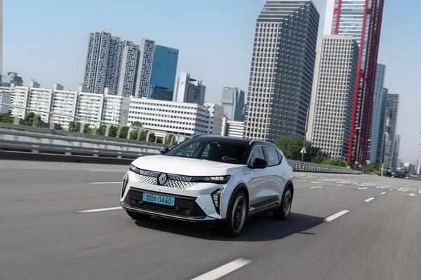 NSP통신-세닉 E-Tech 100% 일렉트릭(Scenic E-Tech 100% Electric) 주행 사진 (사진 = 르노코리아자동차)