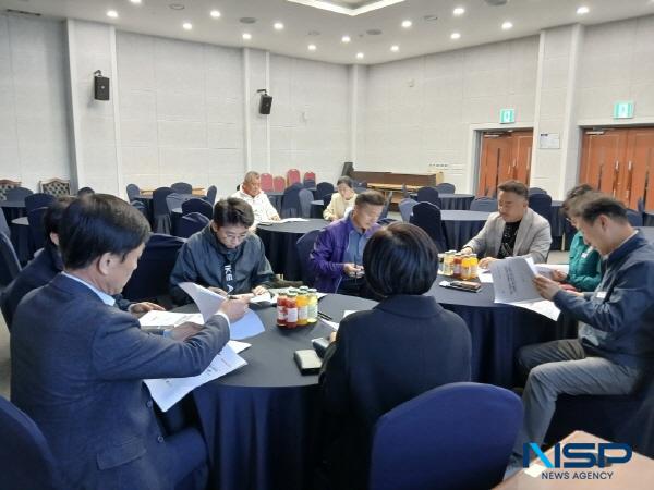 NSP통신-울진군은 지난 27일 죽변항 수산물 축제의 성공적 개최를 위해 죽변항 수산물축제 대비 위생관리 강화 유관기관 협력 간담회를 개최했다. (사진 = 울진군)