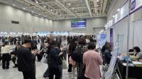 [NSP PHOTO]수원시 일자리박람회, 50개 기업 2400명 몰렸다