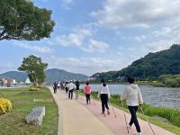 [NSP PHOTO]장흥군 가을 탐진강변을 걸으며 건강 챙기세요