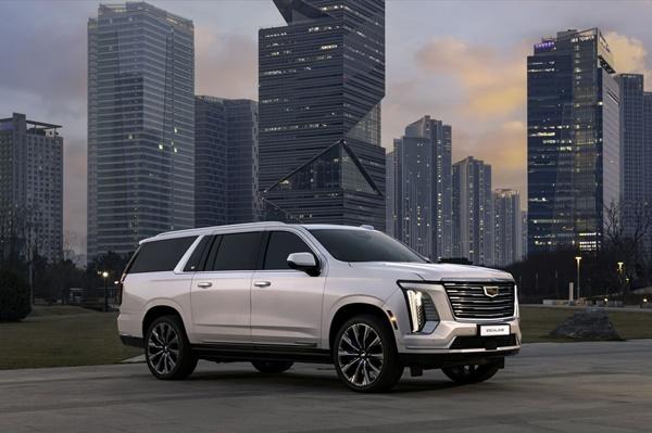 NSP통신-캐딜락 에스컬레이드 ESV