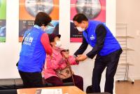 [NSP PHOTO]장성군, 어르신 모시고 병원 간다···병원 동행 서비스 실시