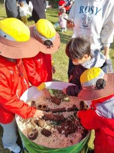 [NSP PHOTO]한국숲유치원협회 김천분회, 가족의 숲 및 탄생숲 캠페인 행사 개최
