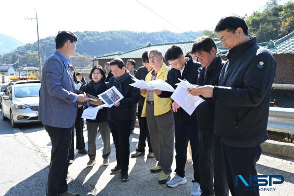 NSP통신-군위군의회는 3일부터 4일까지 2일간 군위읍, 효령면, 소보면, 의흥면, 삼국유사면, 산성면 등 관내 주요사업 현장을 방문해 추진 상황을 점검했다. (사진 = 군위군의회)