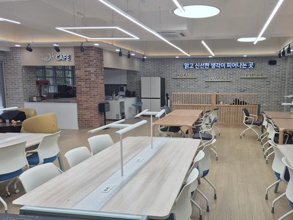 NSP통신-고교학점제 학교공간조성 사업으로 새 단장한 부영여고 문화예술 활동실. (사진 = 전남교육청)