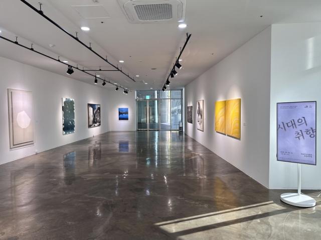 NSP통신-시대의 취향 소장품주제기획전 모습. (사진 = 성남문화재단)