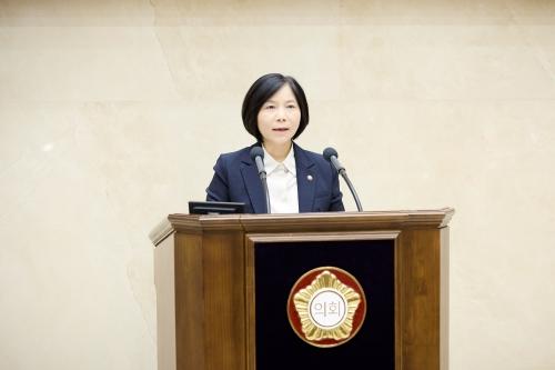 NSP통신-5분 자유발언하는 신현녀 용인시의원. (사진 = 용인특례시의회)