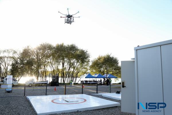 NSP통신-상주시는 지난 10일 경천섬 일원에서 2025년 드론실증도시 구축사업(1단계) 성과보고회를 개최했다. (사진 = 상주시)