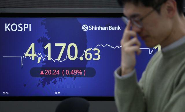 NSP통신- (사진 = 신한은행 딜링룸)