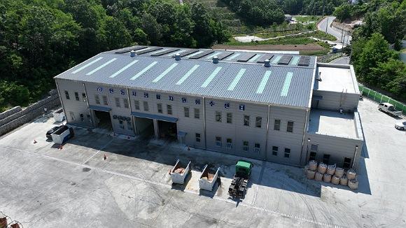 NSP통신-생활폐기물에서 재활용 자원을 적극 선별해 직매립률을 낮추고 침출수 3만여 톤 처리와 함께 재활용품 판매로 6억 3000만 원의 세수입을 확보하는 성과도 거뒀다. (사진 = 안동시)