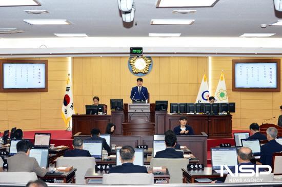 NSP통신-최대원 의장 제343회 제2차 정례회에서 전남 동부권 전세사기 피해 지원 강화 위한 성명서 채택 (사진 = 광양시의회)