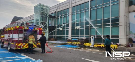 NSP통신-소방서와 합동 진압 (사진 = 광양시청)