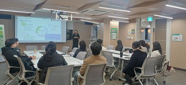 NSP통신-평택청년 취업성공 지원사업 교육 진행 모습. (사진 = 평택시)