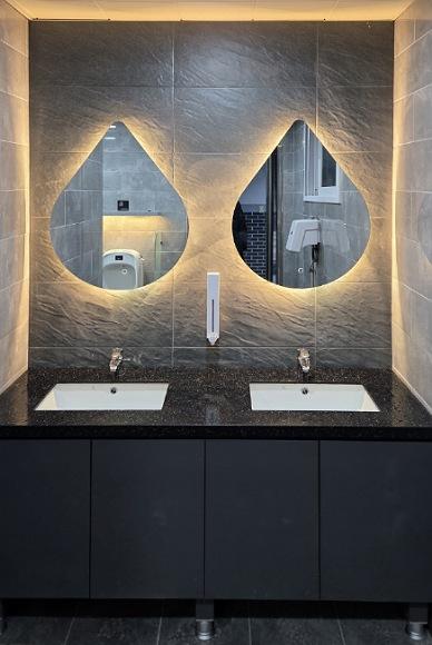 NSP통신-세계유산 도산서원 화장실도 명품같이 관광객 눈높이에 맞는 화장실로 클린 관광지로 변화 (사진 = 안동시)