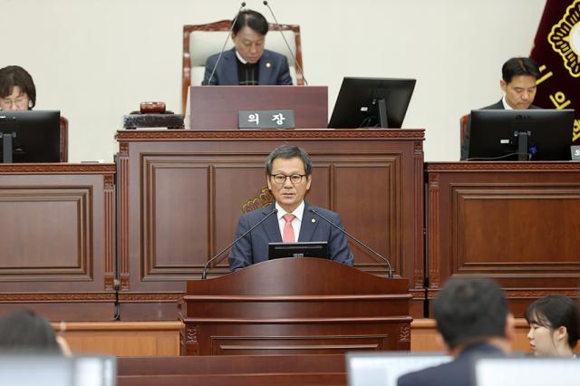 NSP통신-김홍규 강릉시장이 시정연설을 하고 있는 모습. (사진 = 강릉시)