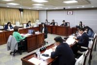 [NSP PHOTO]수원시의회 보건복지위, 2025 여성가족국 행감 실시