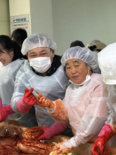 [NSP PHOTO]김석훈 국힘 경기도당 수석대변인, 사이동 사랑의 김장나눔 행사 동참