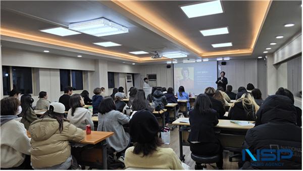 NSP통신-대구공업대학교 헤어디자인과 학생들은 지난 24일 1~2학년 약 40명의 재학생을 대상으로 미용 창업 특강을 진행했다. (사진 = 대구공업대학교)