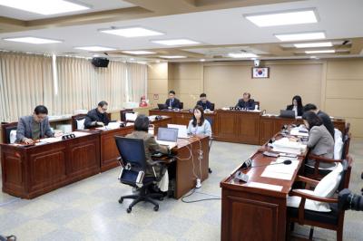 [NSP PHOTO]수원시의회 도시미래위 AI스마트정책국 행감 진행