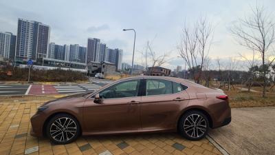 [NSP PHOTO][타보니]토요타 캠리 하이브리드, 기본기 충실·연비 강점 뚜렷한 세단의 정수