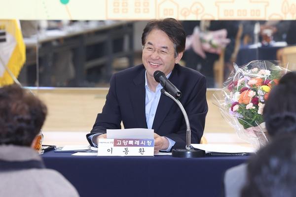 NSP통신-시민이 말하면 시정이 움직인다 주민과의 현장소통(백석2동) (사진 = 고양시)