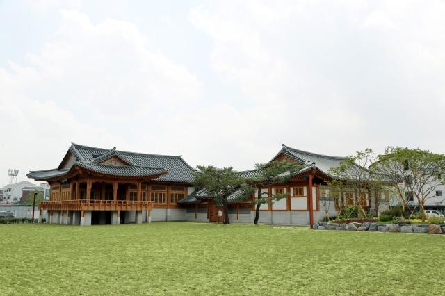 NSP통신-수원전통문화관 전경. (사진 = 수원문화재단)
