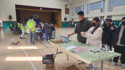 [NSP NEWS Image]동해교육지원청 학교로 찾아간 AI로봇 체험 눈길
