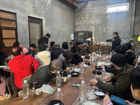 NSP통신-팝업열차(당일형)와 안동 더 다이닝(1박 2일형)을 통한 전통주 스토리와 지역 관광자원의 유기적 연계가 소비자들로부터 높은 평가를 받았다. (사진 = 안동시)