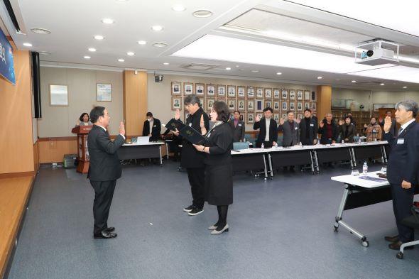 NSP통신-출범식은 개회식, 위촉장 전수, 자문위원 선서, 제22기 민주평통 활동방향(안) 등 보고가 있었다. (사진 = 안동시)