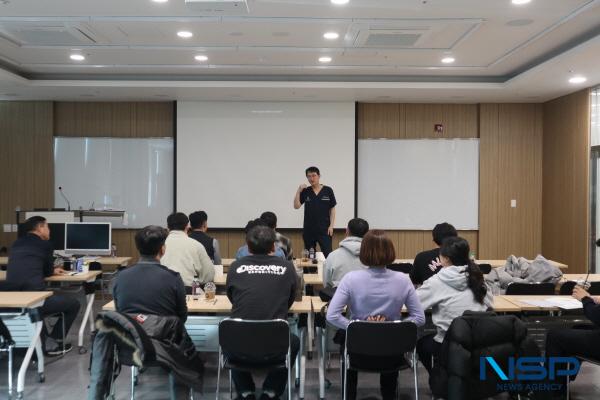 NSP통신-에스포항병원은 최근 구급상황관리센터 상담요원들의 전문성을 향상하기 위해구급상황관리센터 상담요원 역량강화 교육을 진행했다. (사진 = 에스포항병원)
