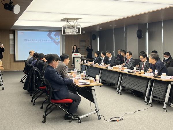 NSP통신-대구광역시는 17일 산격청사에서 홍성주 경제부시장 주재로 국군부대 후적지 개발 추진단 3차 회의를 열었다. (사진 = 대구광역시)