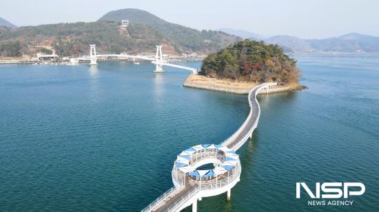 NSP통신-해맞이다리 중앙부 원형 구간 감성 쉼터 (사진 = 광양시청)