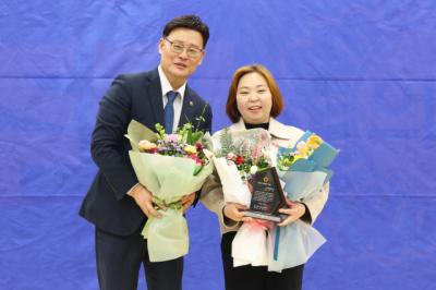 [NSP PHOTO]전자영 경기도의원 더불어민주당 올해의 의원상 수상