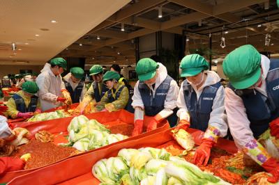 [NSP PHOTO]컴투스컴투스홀딩스 금천구 장애인가정에 김장 나눔