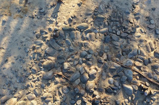 NSP통신-예맥역사문화권 동해안 최초 적석분구묘 묘곽 모습. (사진 = 강릉시)