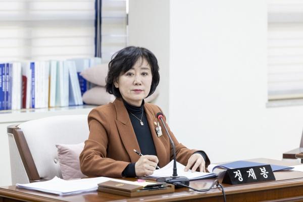 NSP통신-▲정재봉 강서구의원 (사진 = 의원 사무실)