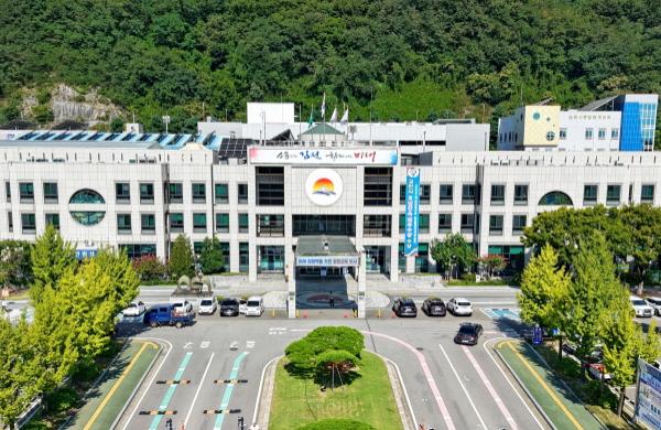 NSP통신-김천시는 지난 23일 시청 2층에서 AI·IoT 기반 실버 혁신타운 조성계획 수립 연구용역 최종보고회를 개최했다. (사진 = 김천시)