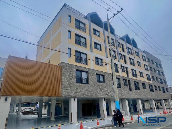 NSP통신-영천시가 청년과 신혼부부의 주거비 부담을 완화하고 안정적인 지역 정착을 지원하기 위해 천원주택을 공급한다. 천원주택 전경 (사진 = 영천시)