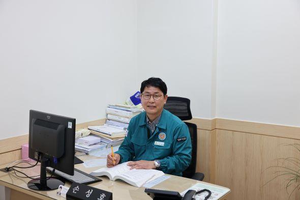 NSP통신-영주시의회 손성호 의원이 제17회 지방의원 매니페스토 약속대회에서 좋은 조례 분야 우수상을 수상했다. (사진 = 영주시의회)